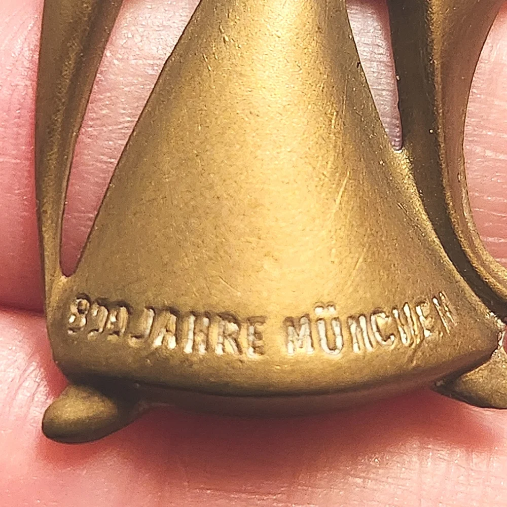 800 Years Munich Anniversary Pin RARE